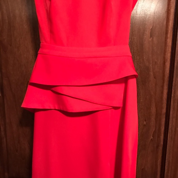 BCBG RED PROM/LONG DRESS - Picture 5 of 7